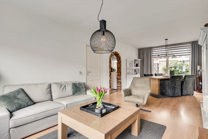 Photo 5 of Burgemeester Janssenstraat 3