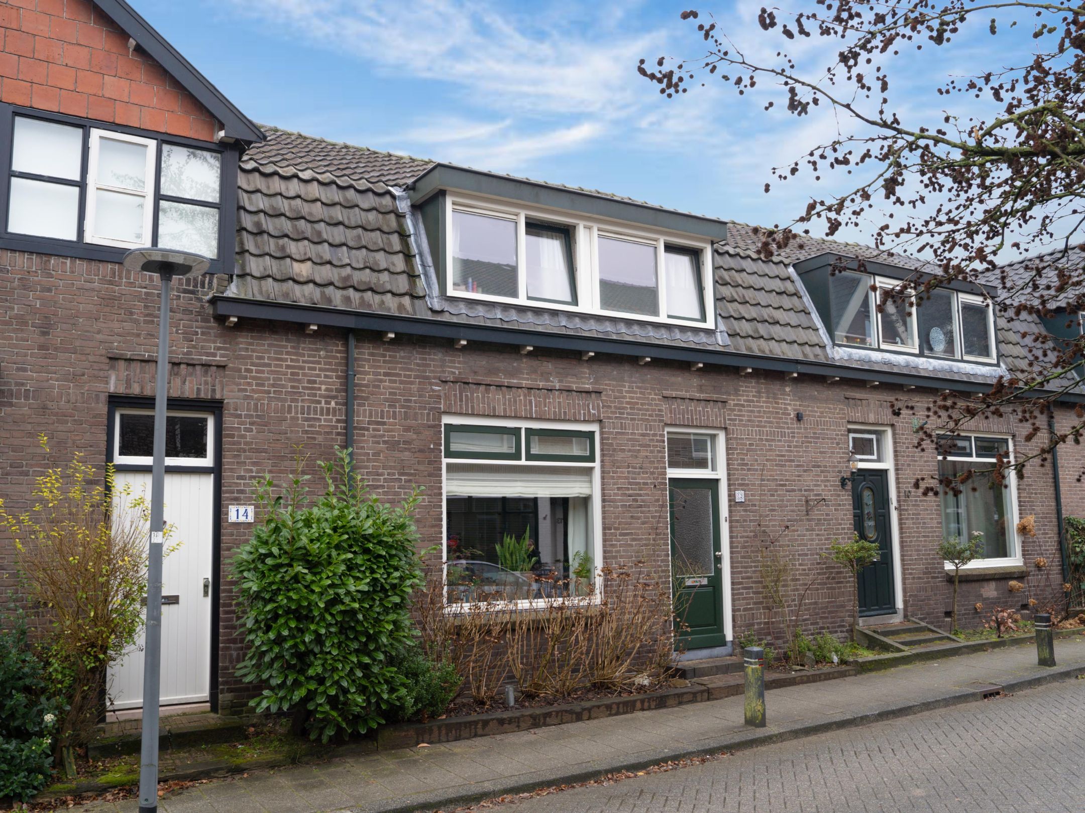 Photo 6 of Beatrixstraat 12