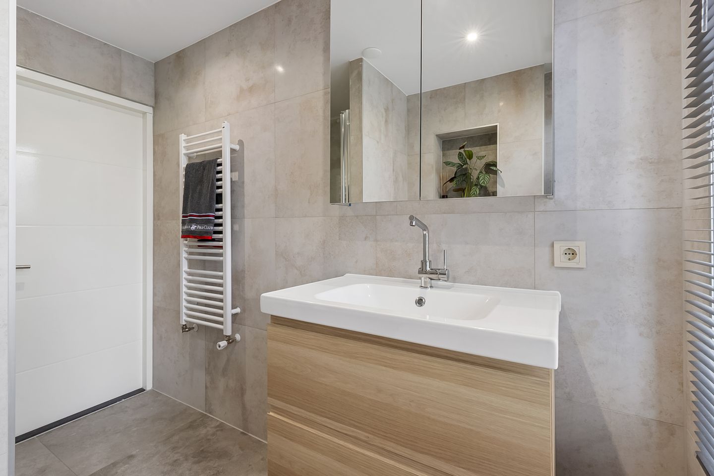 Foto 25 van Bruisdreef 16