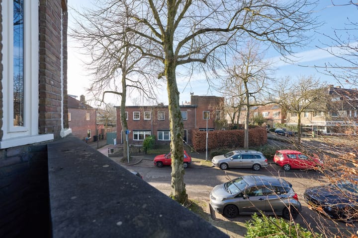 Foto 9 van Huygensstraat 27-B