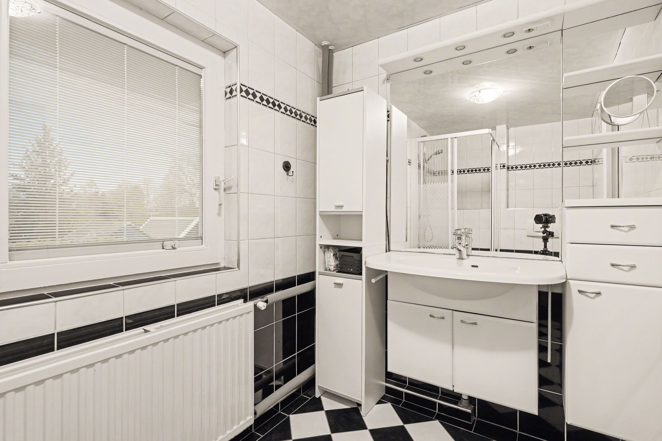 Photo 12 of de Genestetstraat 41