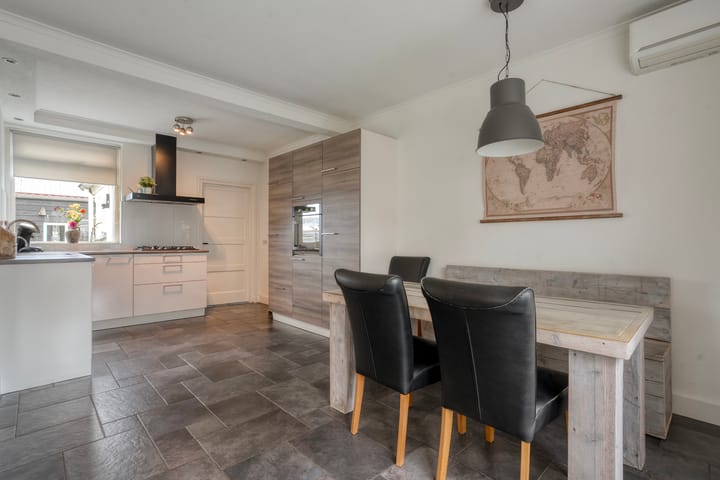 Photo 2 of Esdoornlaan 2