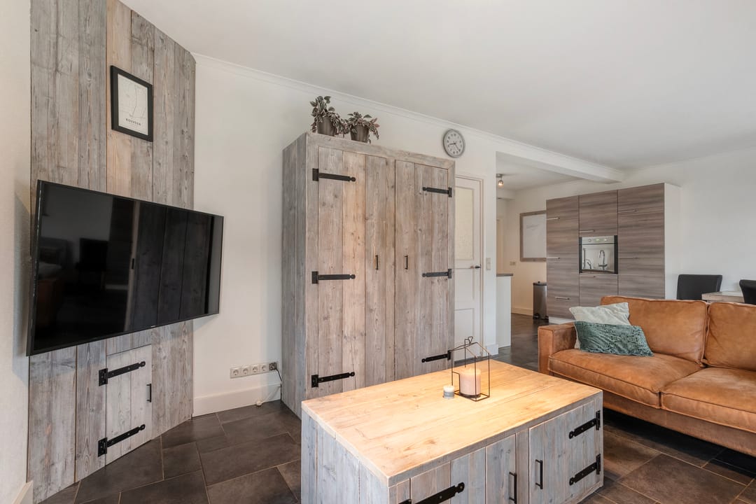 Foto 13 van Esdoornlaan 2