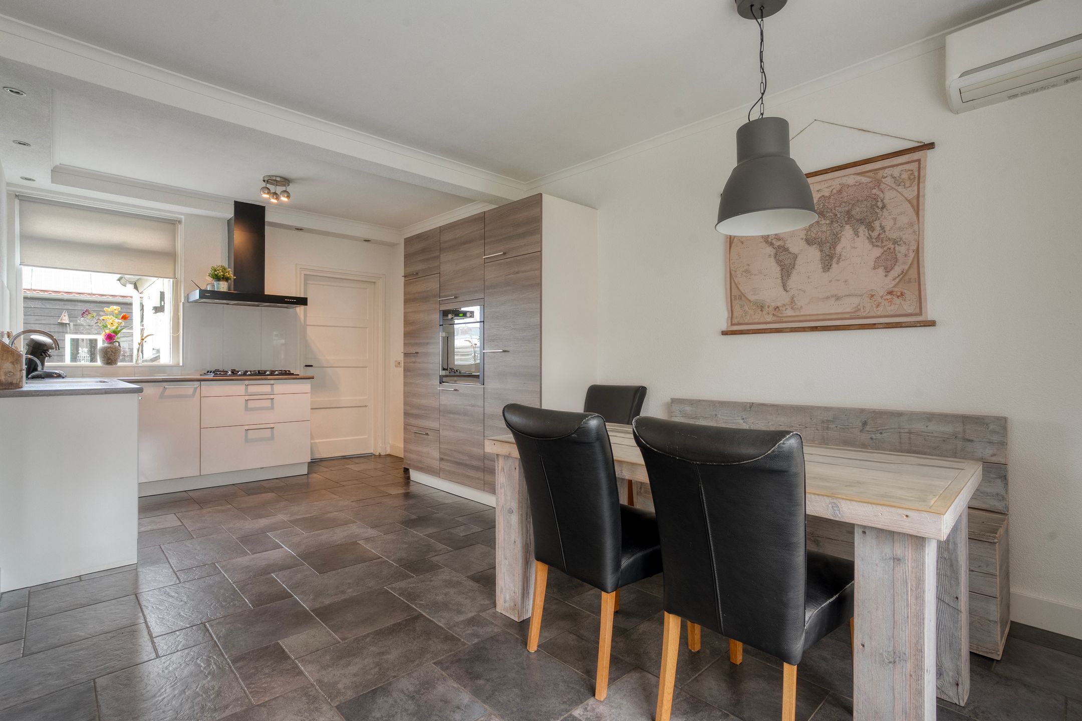 Foto 18 van Esdoornlaan 2