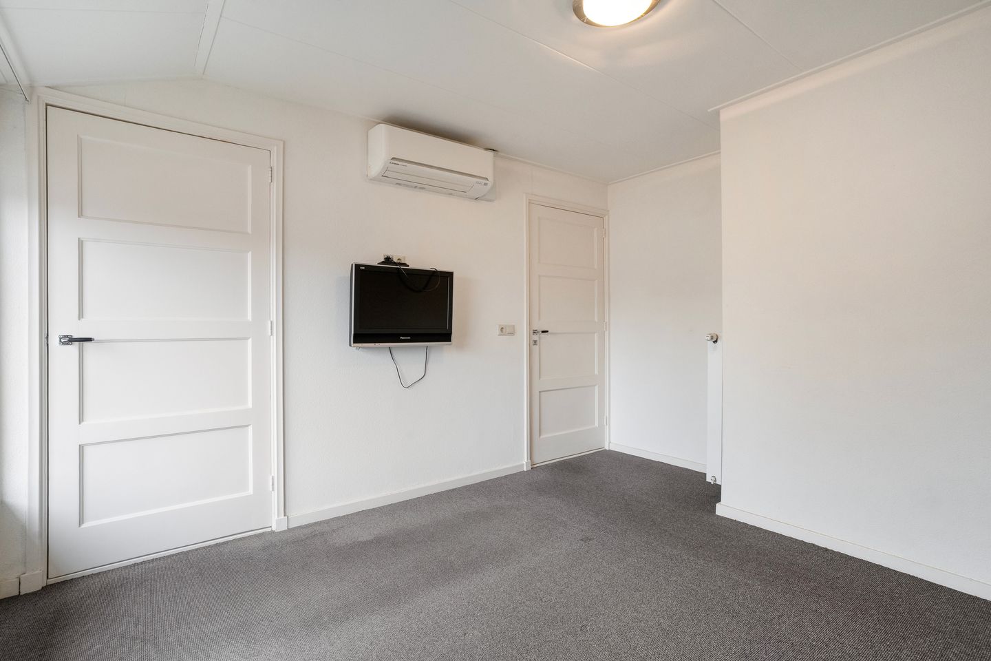 Foto 34 van Esdoornlaan 2