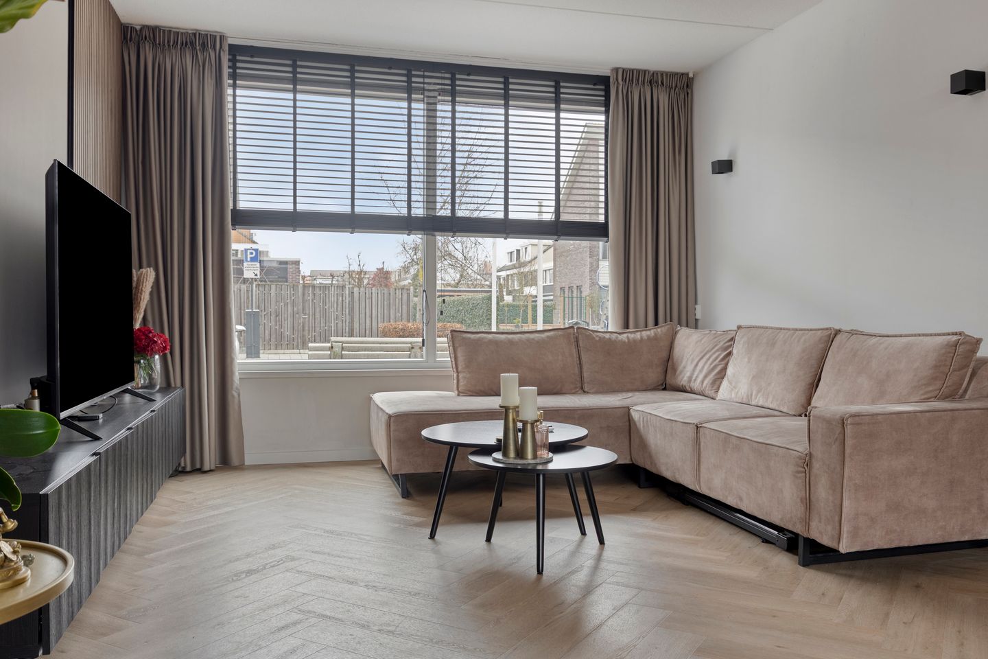 Foto 4 van Schout Eeuwoutstraat 36