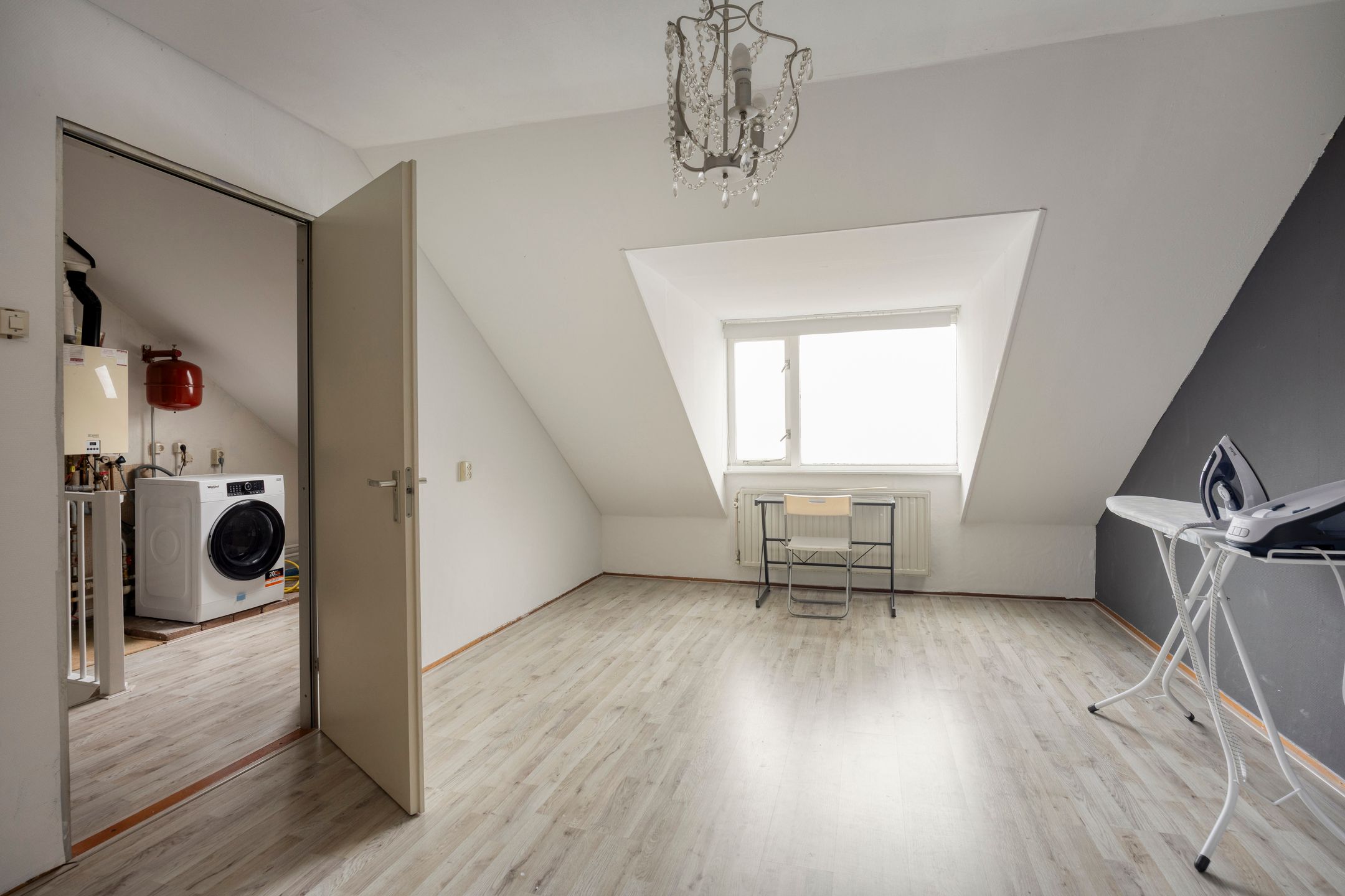 Foto 36 van Schout Eeuwoutstraat 36