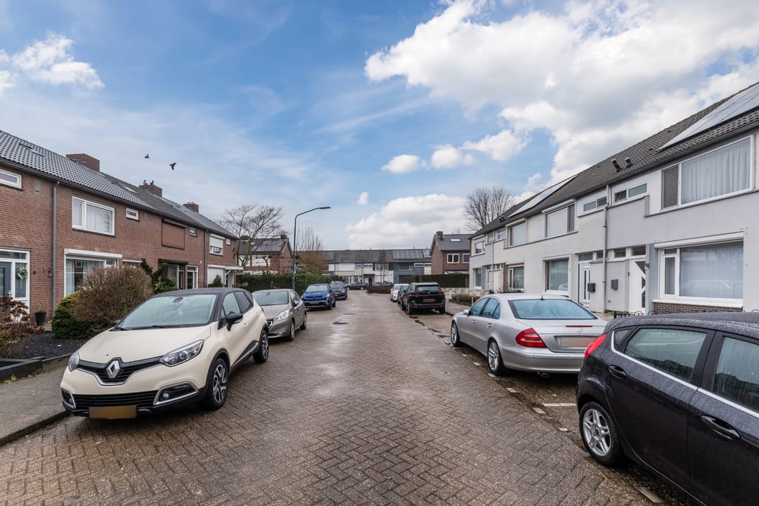 Foto 47 van Spechtstraat 12