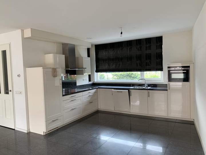 Foto 5 van Leostraat 29