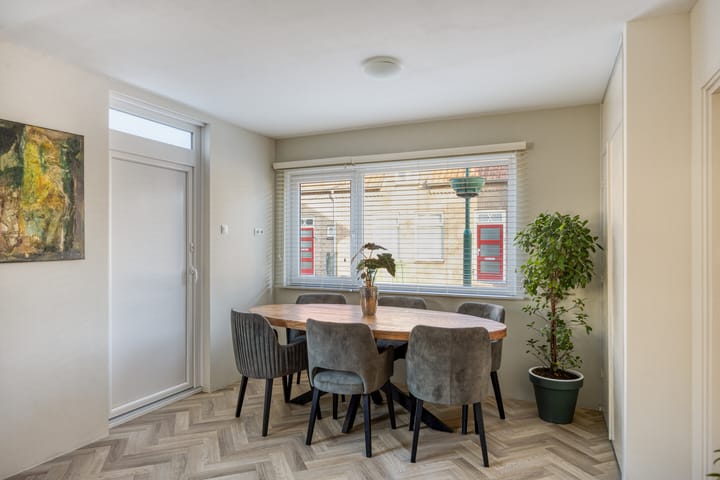 Foto 16 van Dr vd Broekstraat 2