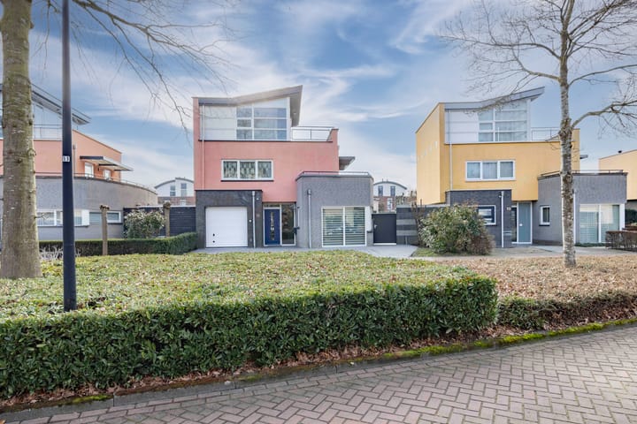 Wim Sonneveldstraat 11