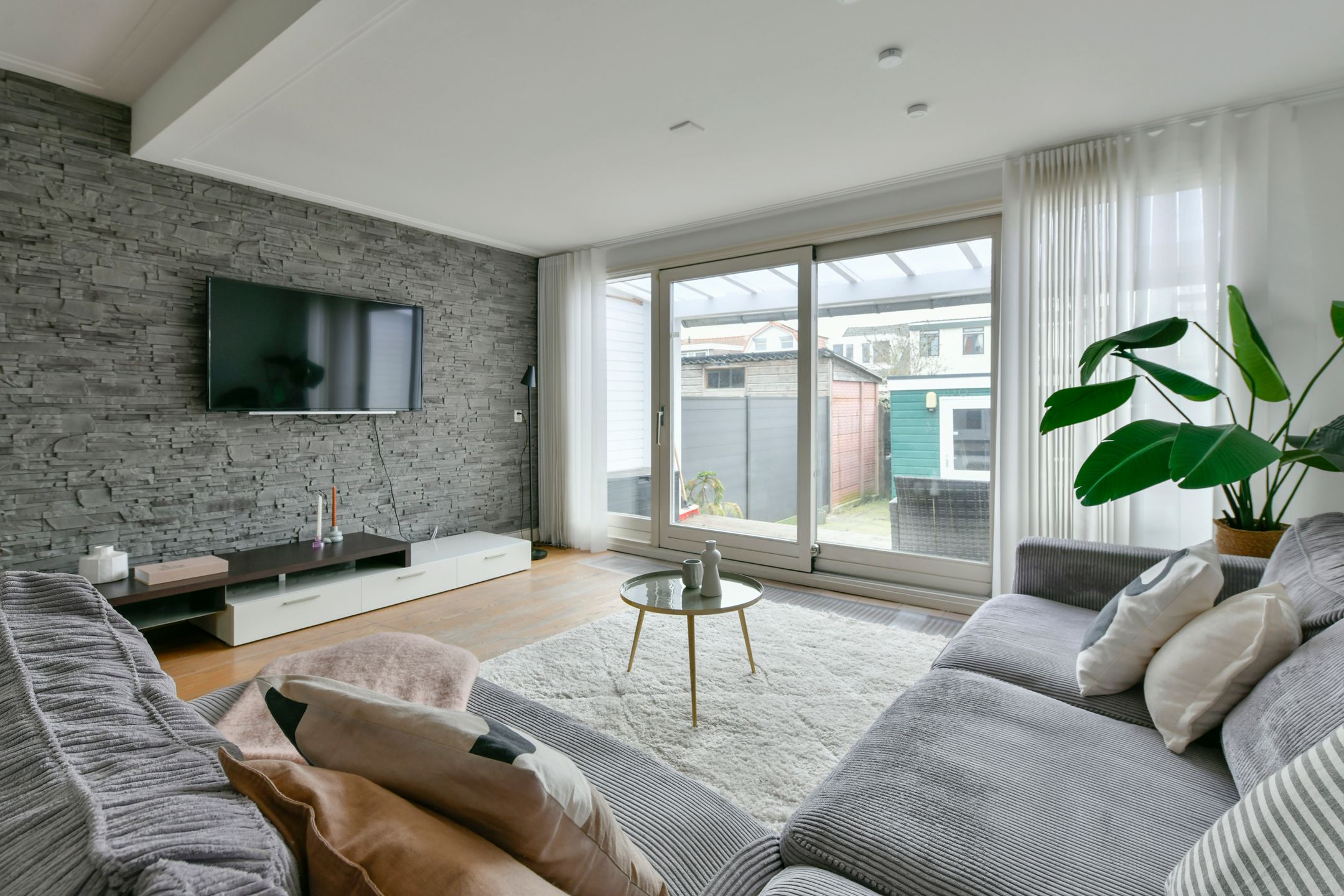 Photo 6 of Meidoornstraat 26