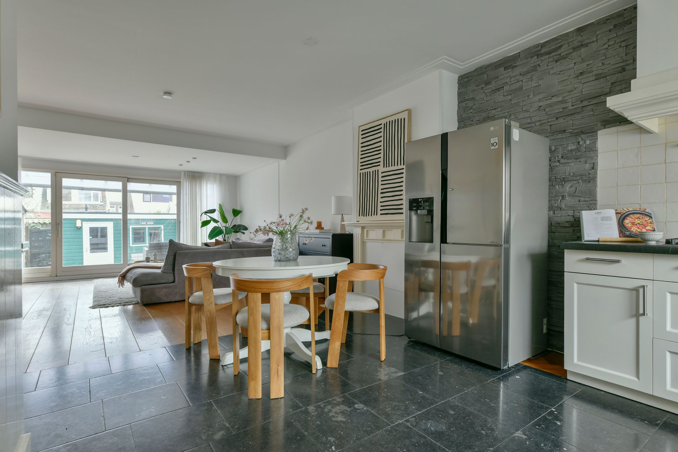 Photo 9 of Meidoornstraat 26