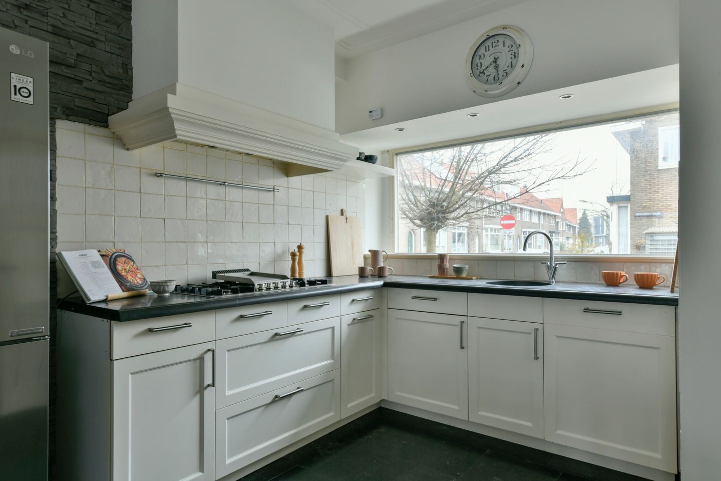 Photo 10 of Meidoornstraat 26