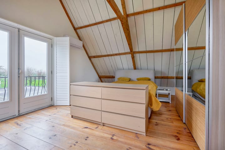 Foto 4 van Middenweg 64