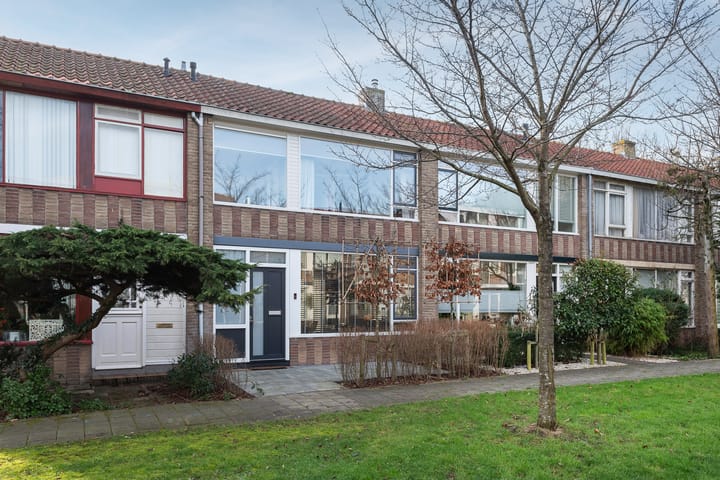 Burgemeester G.H. Dercksenstraat 27