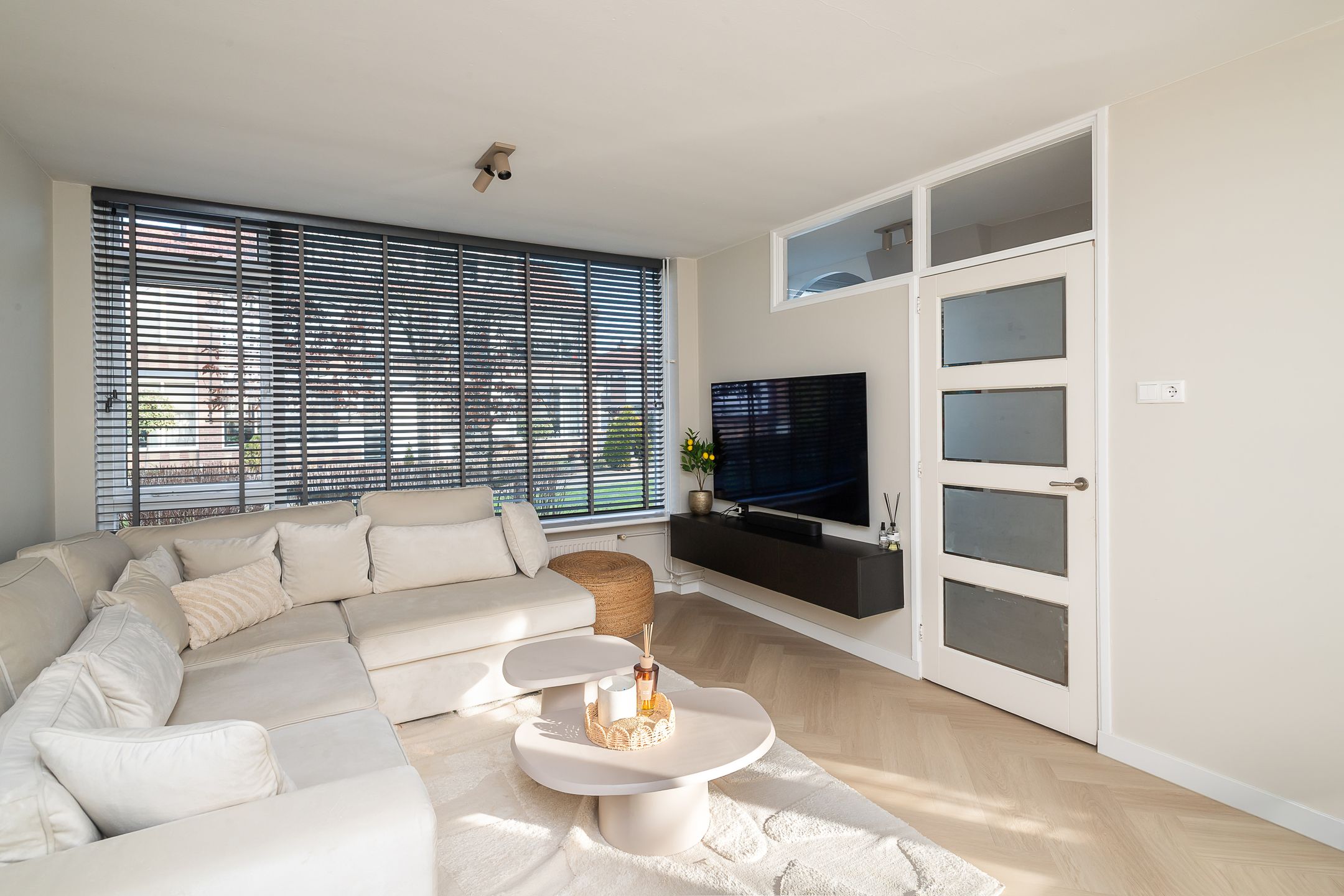 Foto 9 van Burgemeester G.H. Dercksenstraat 27