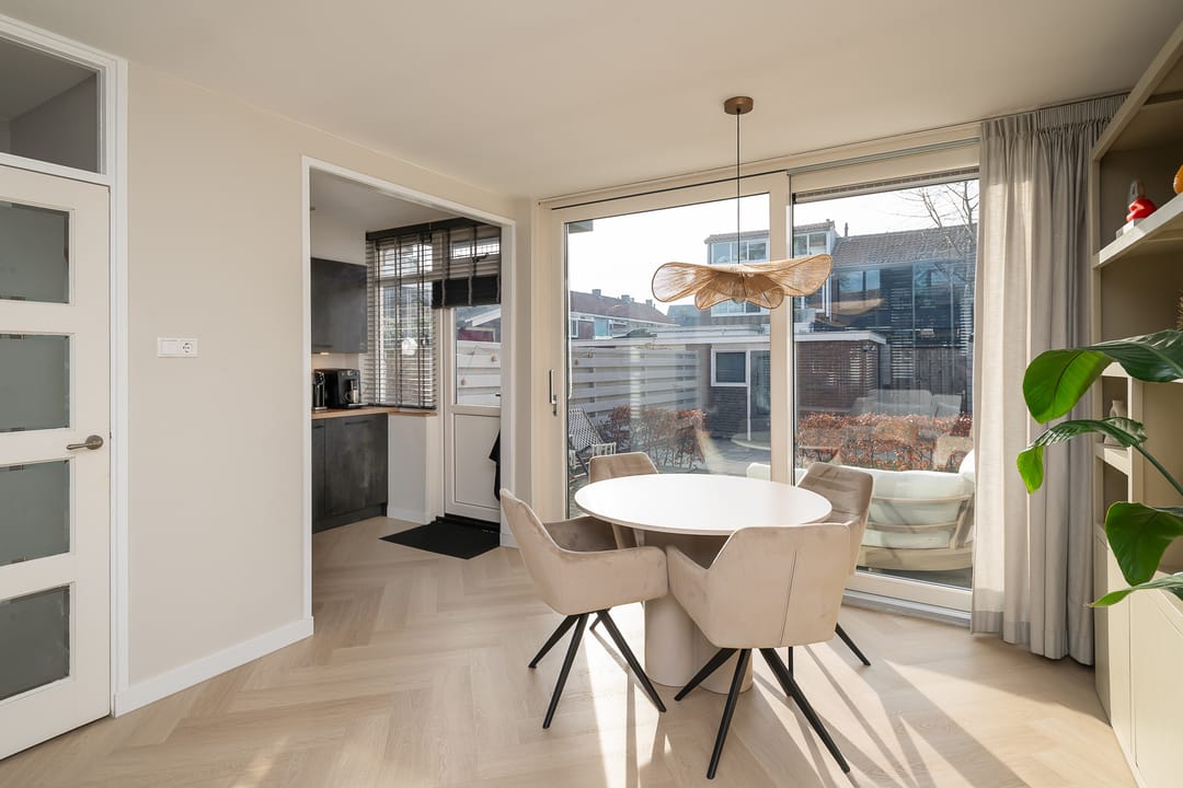 Foto 11 van Burgemeester G.H. Dercksenstraat 27