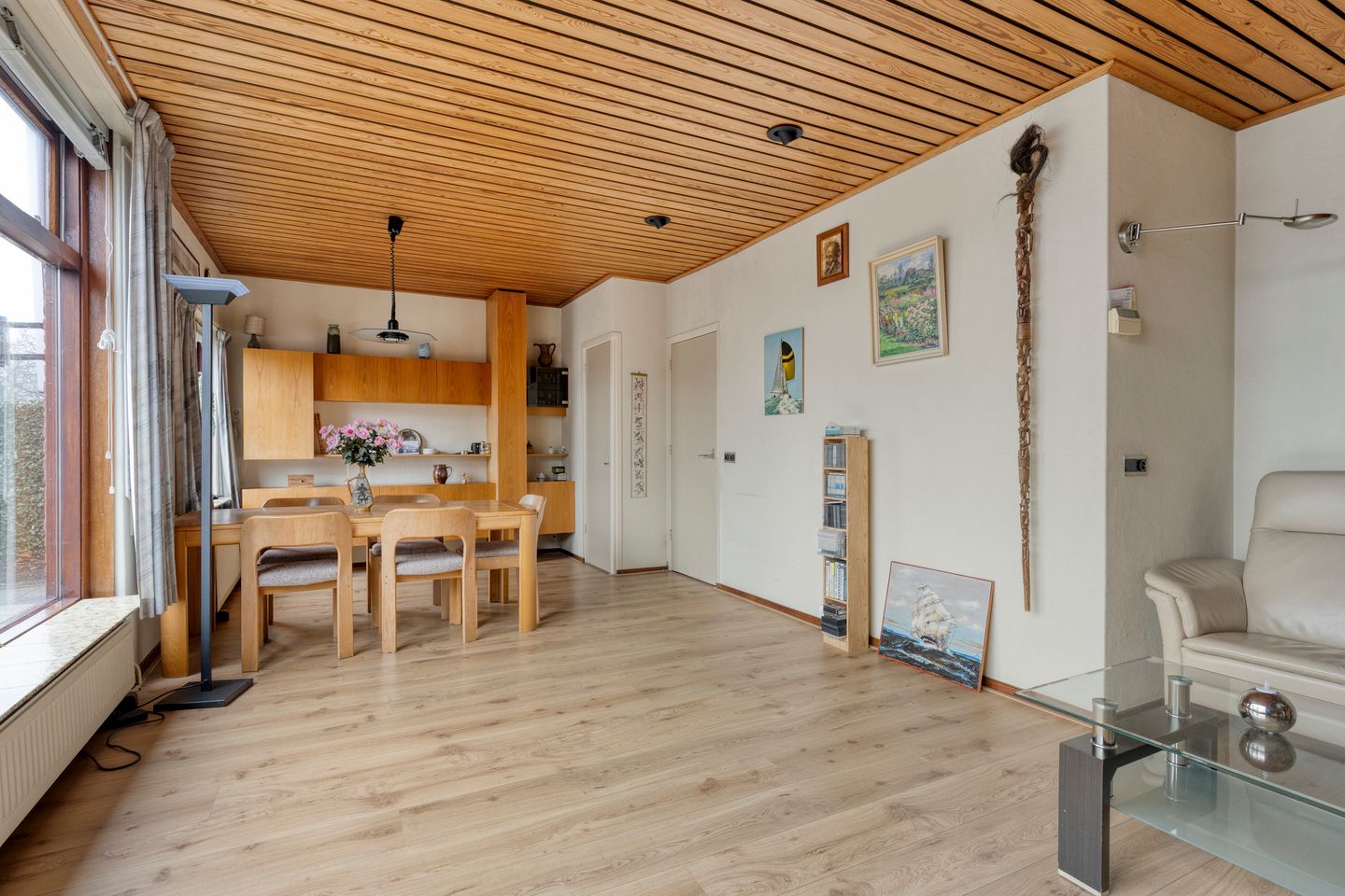 Photo 10 of Surinamestraat 1