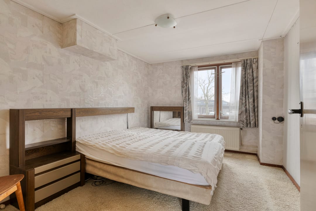 Photo 17 of Surinamestraat 1