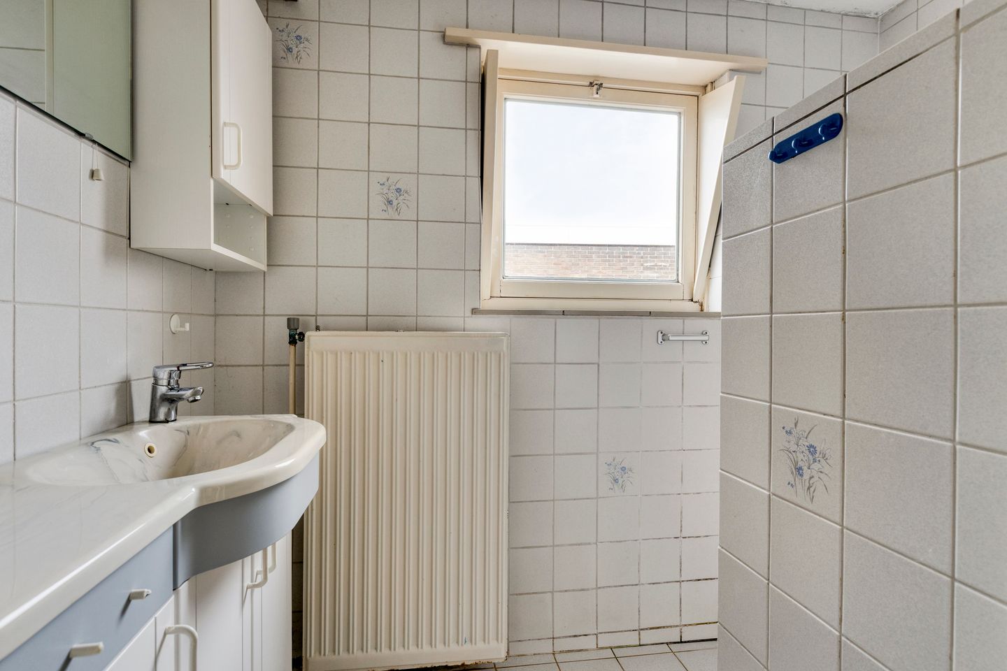 Photo 19 of Surinamestraat 1