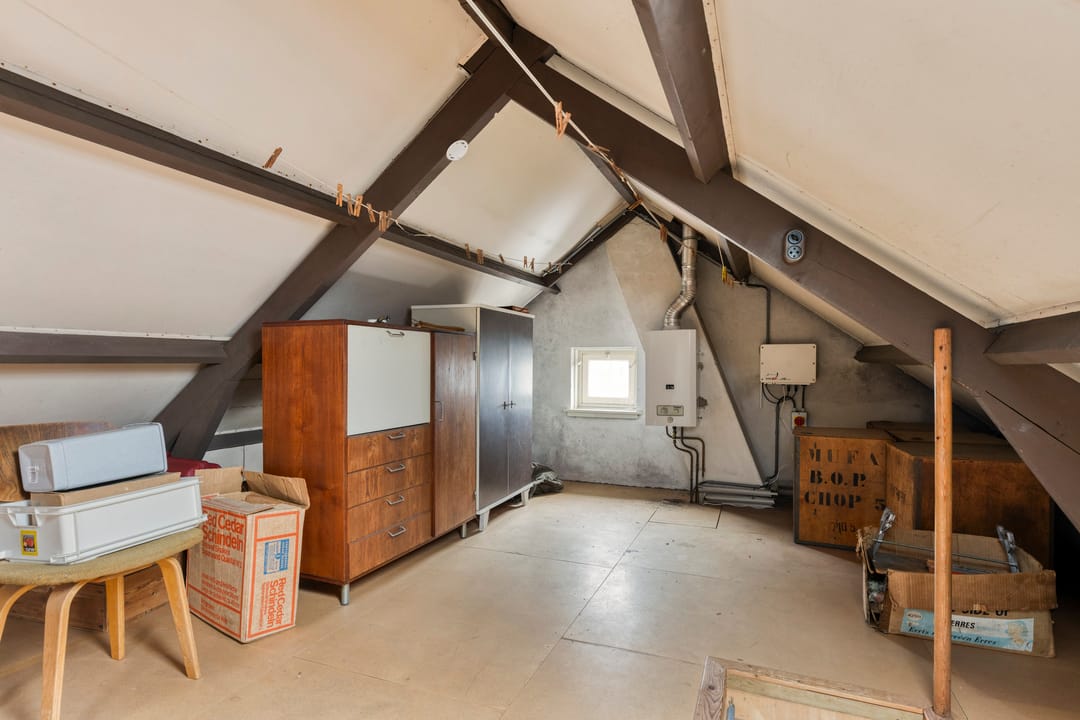 Photo 28 of Surinamestraat 1