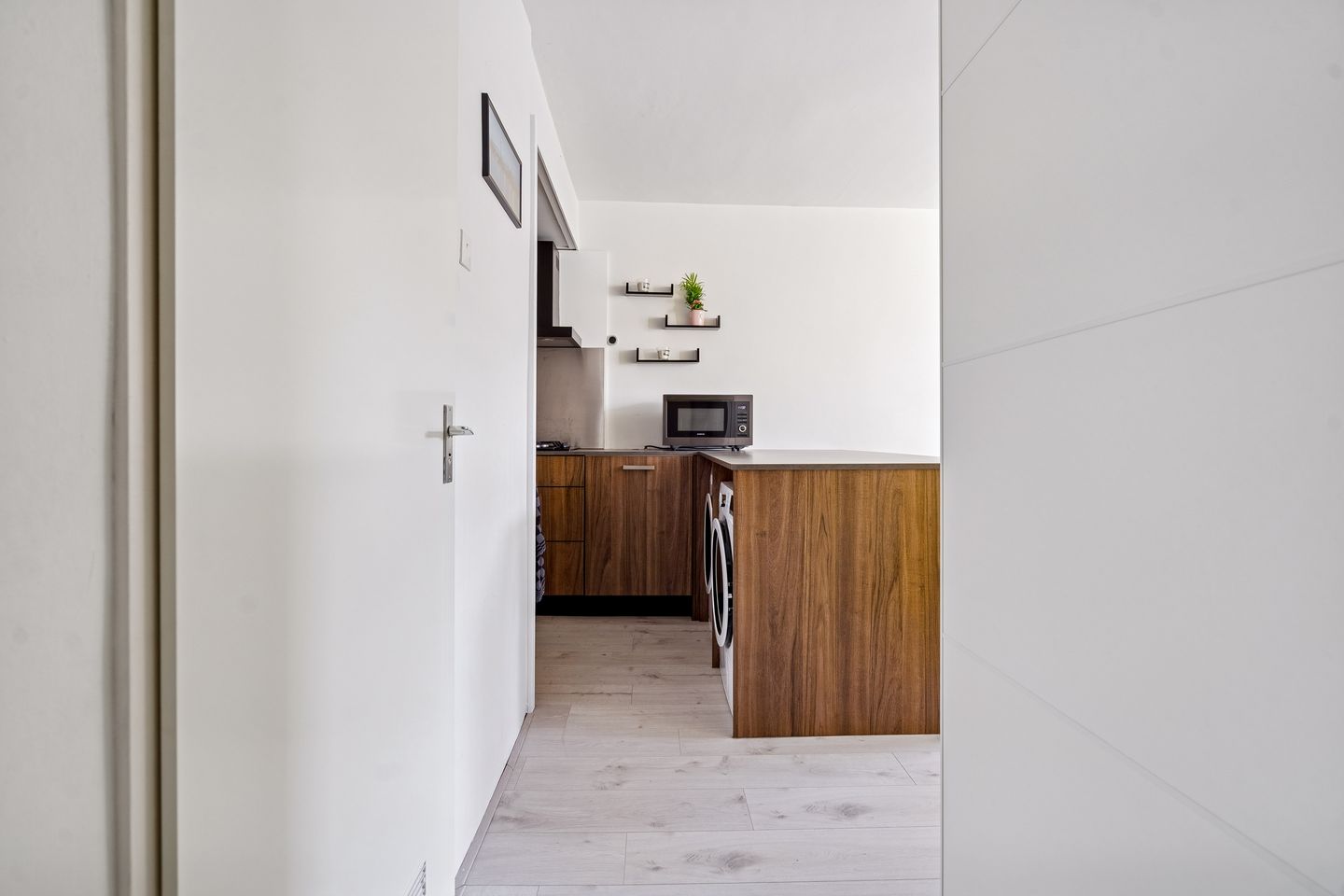 Foto 5 van Amsterdamsestraatweg 243-C