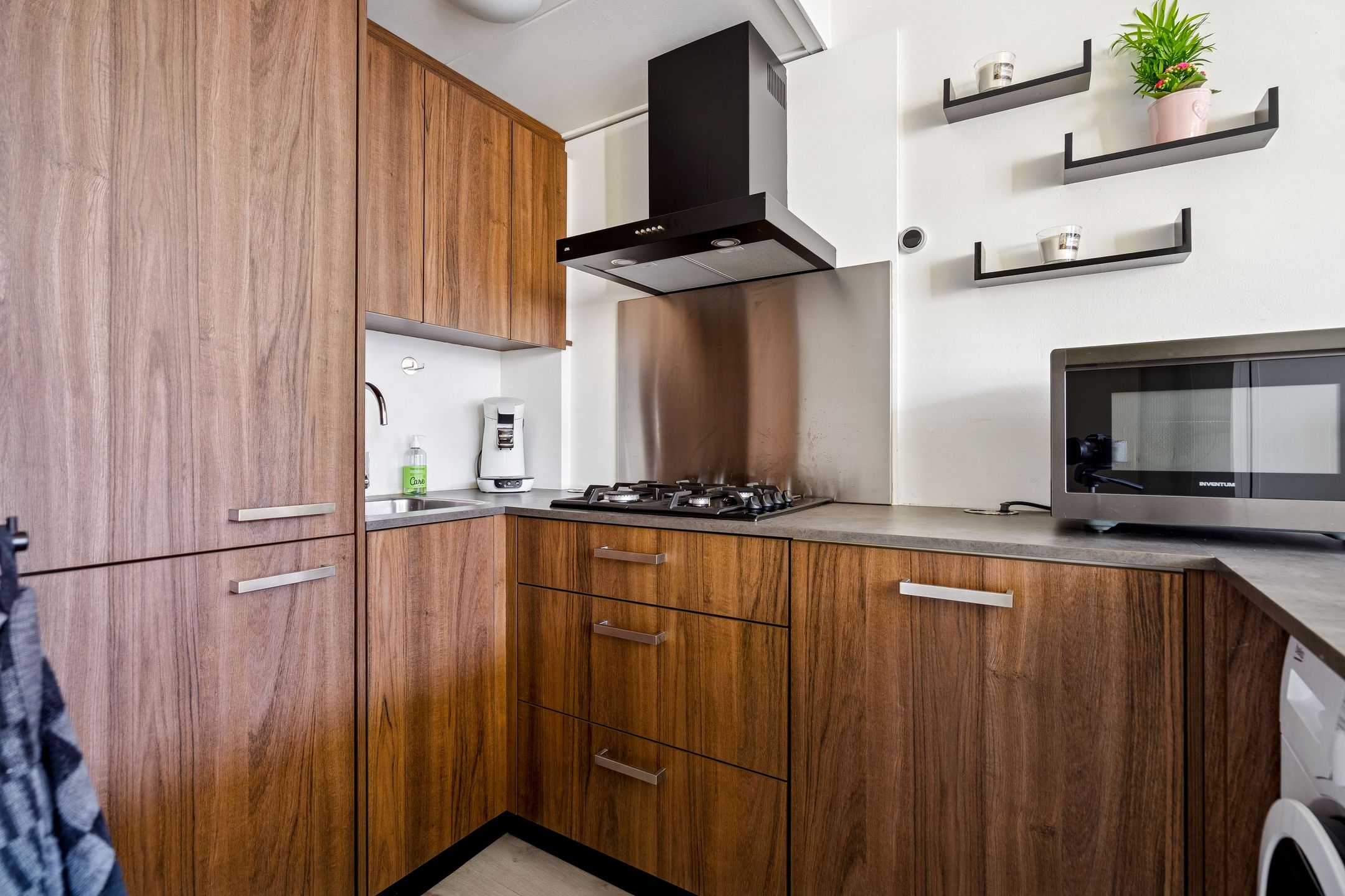 Foto 6 van Amsterdamsestraatweg 243-C