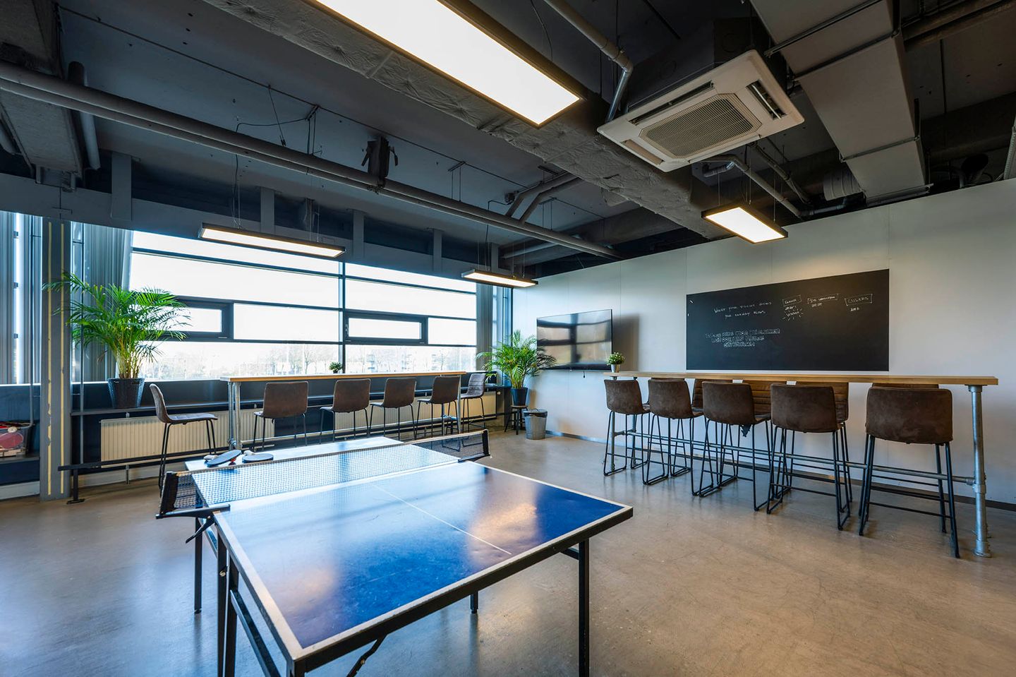 View photo 5 of Computerweg 9-21