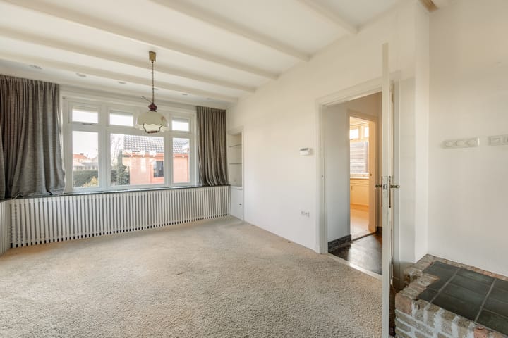 Photo 12 of Ds L Touwenlaan 32