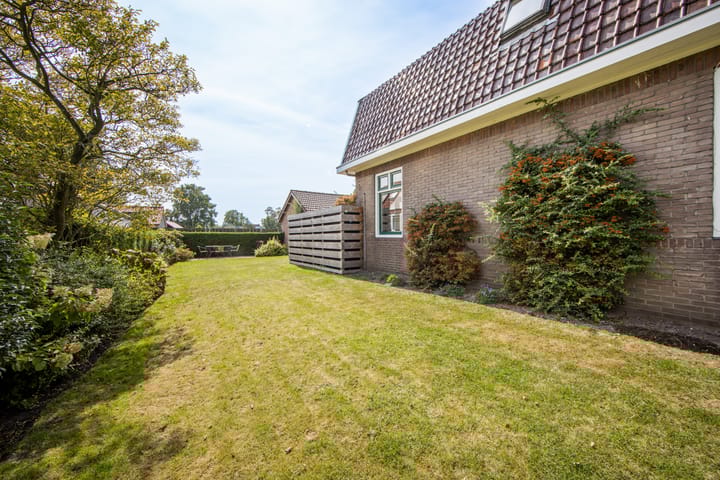 Photo 21 of Ds L Touwenlaan 32