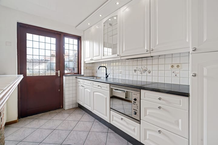 Foto 3 van Van Limburg Stirumstraat 23