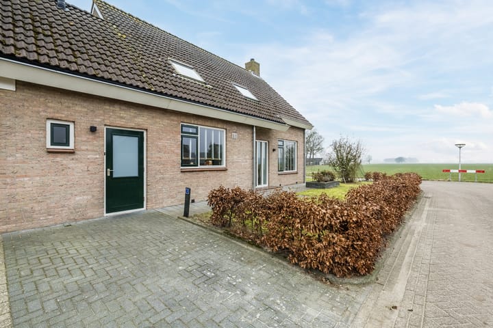 Foto 5 van Schoolstraat 1