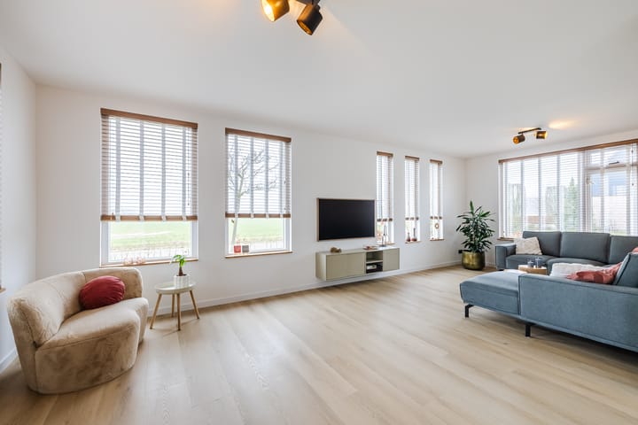 Foto 2 van Schoolstraat 1