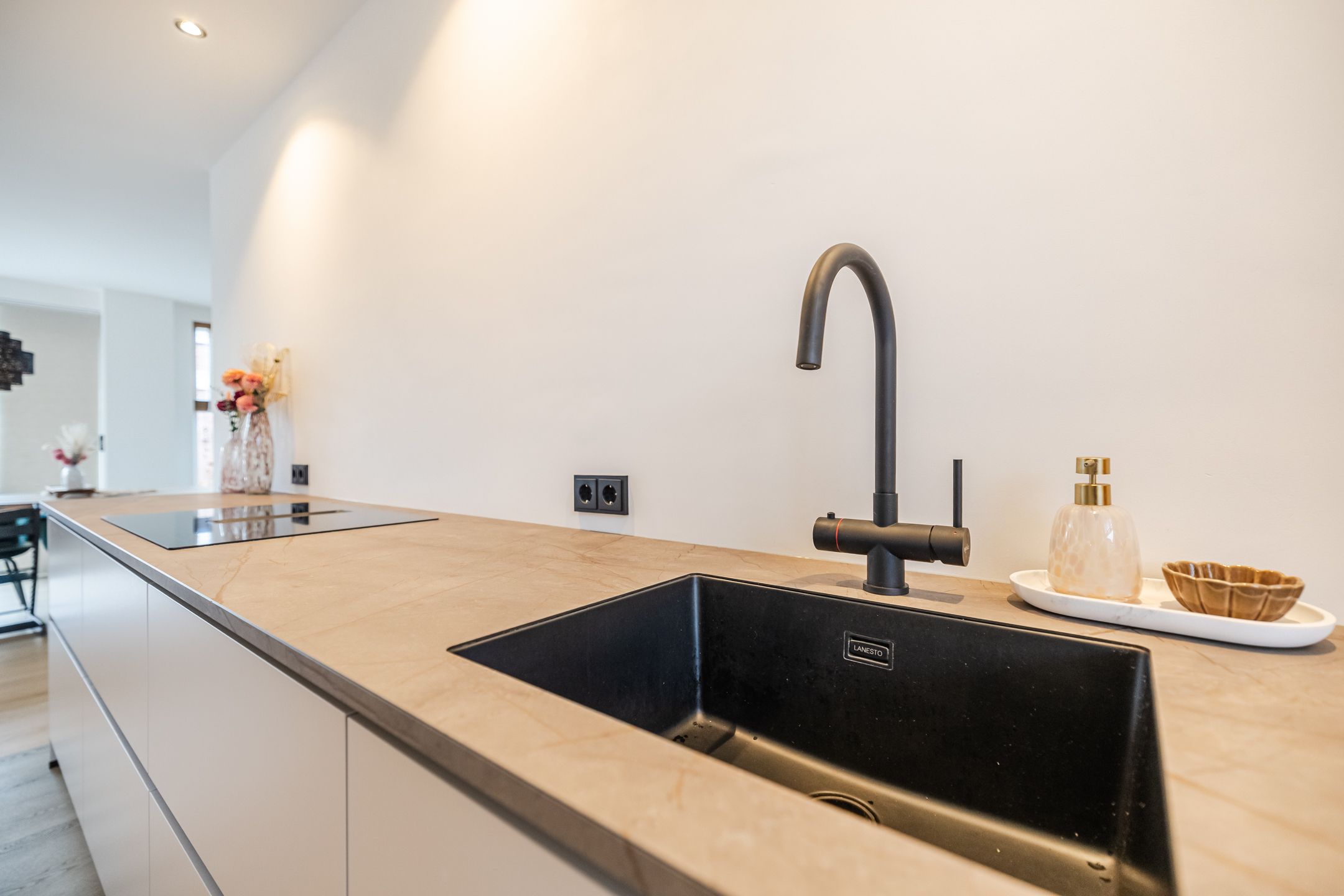 Foto 15 van Schoolstraat 1