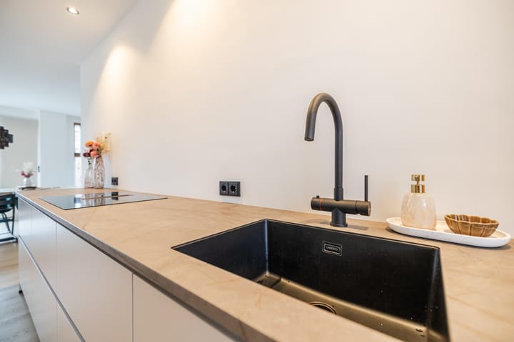 Foto 15 van Schoolstraat 1