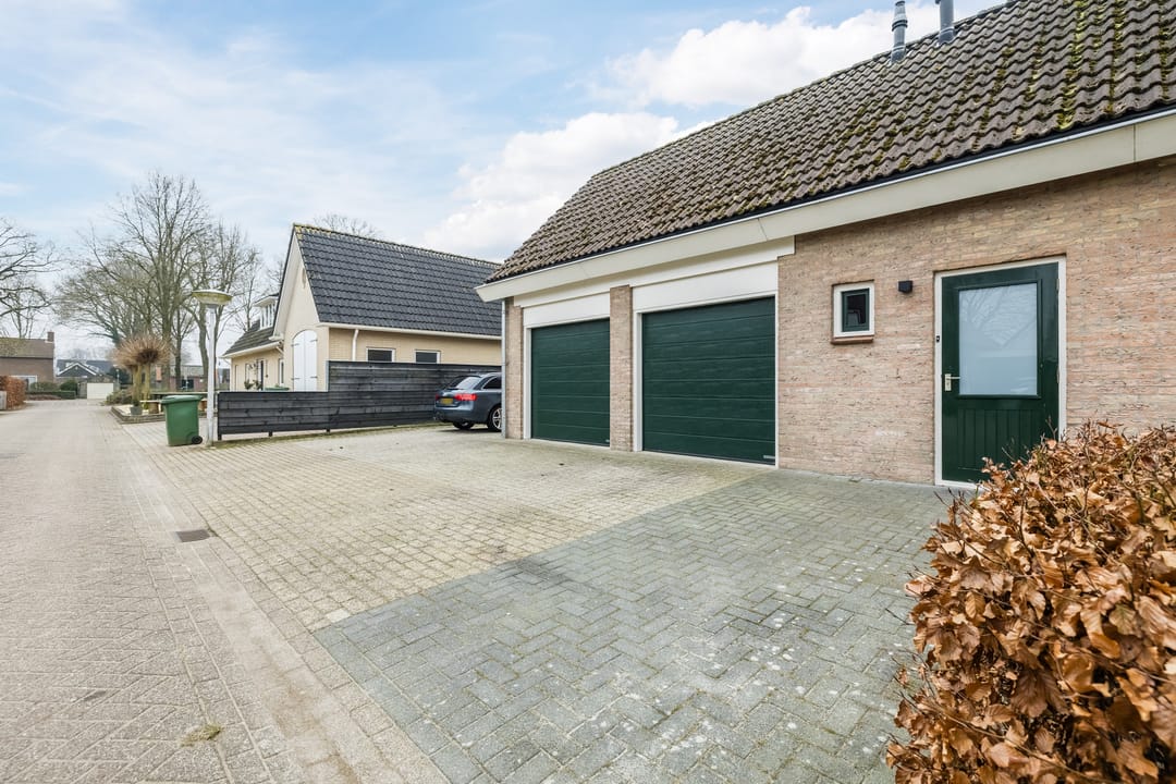 Foto 52 van Schoolstraat 1