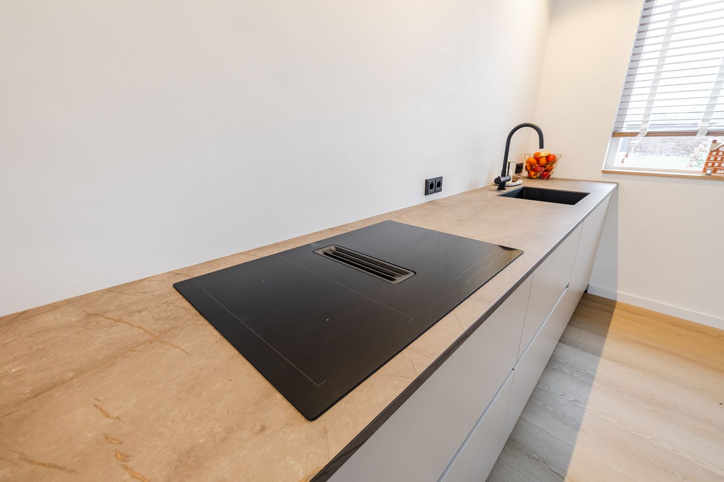 Foto 14 van Schoolstraat 1