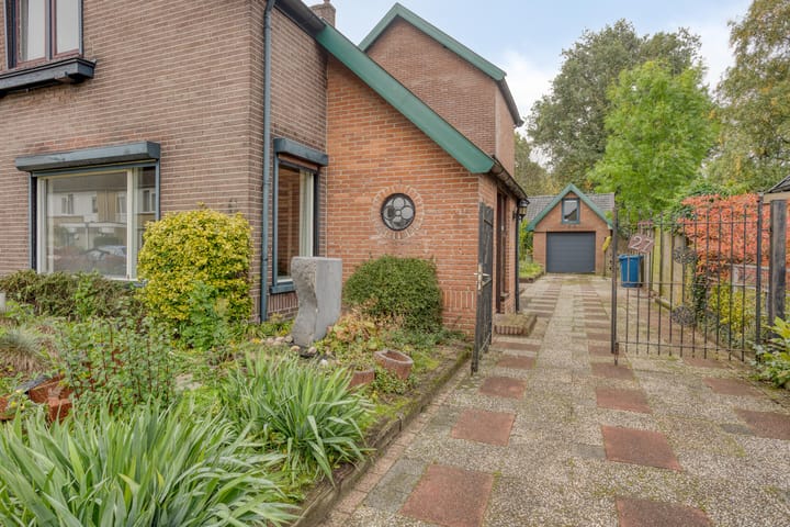 Photo 3 of Dennenkamp 27