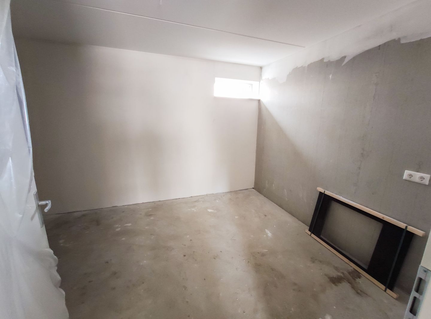 Foto 10 van Friesestraatweg 141-243