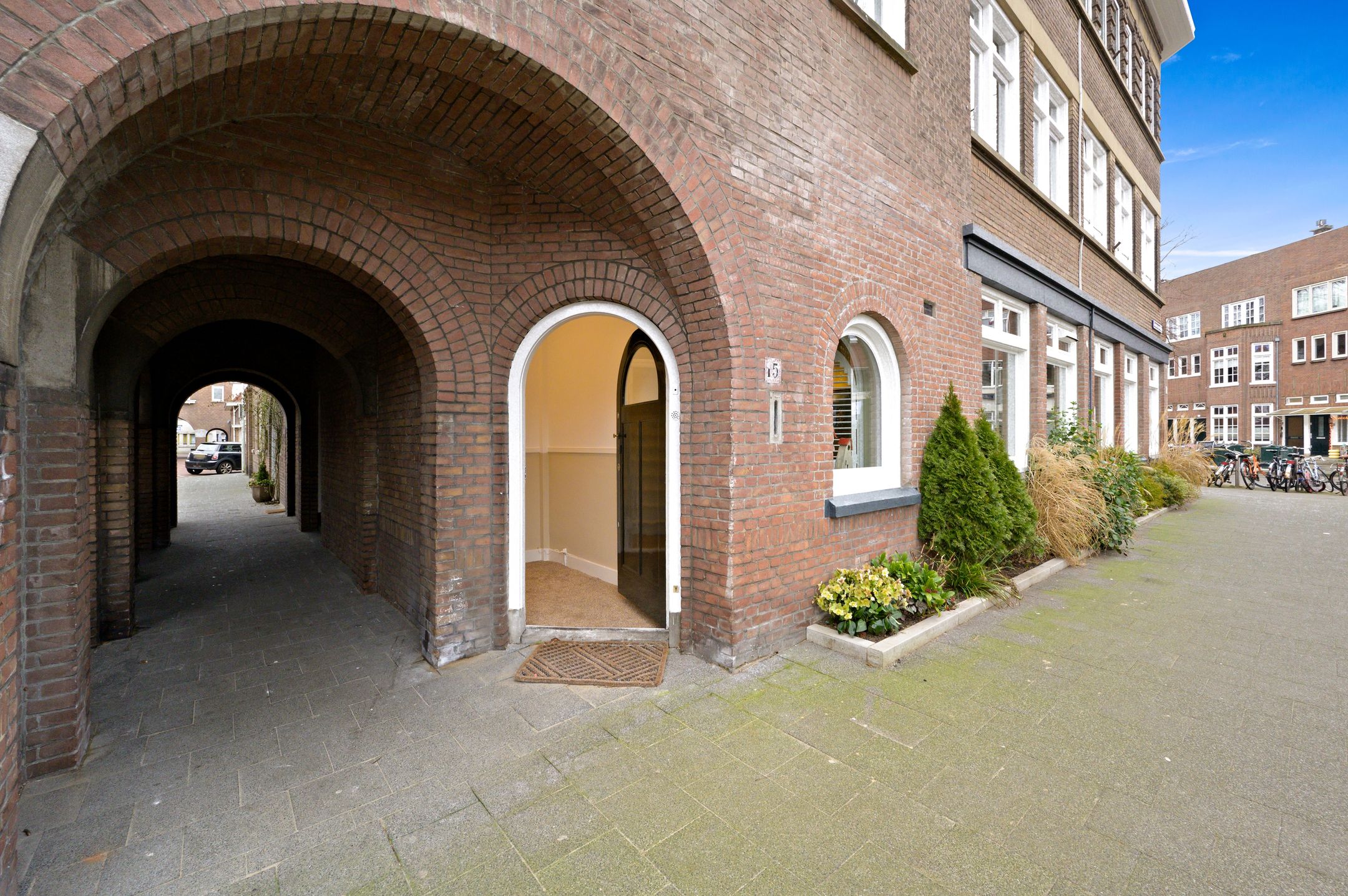 Foto 6 van Goudenregenplein 15