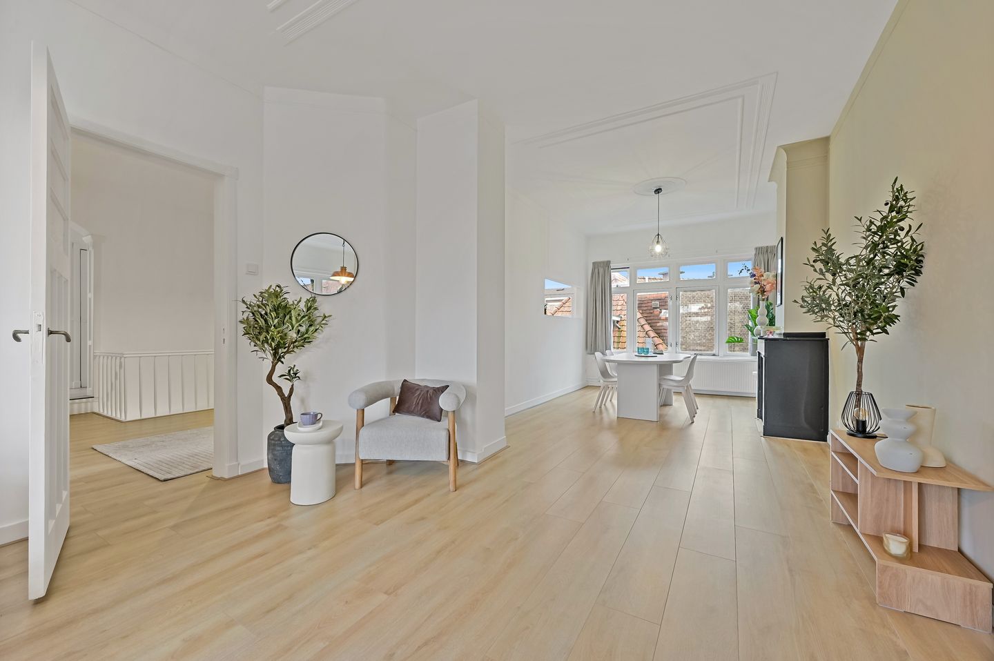 Foto 10 van Goudenregenplein 15