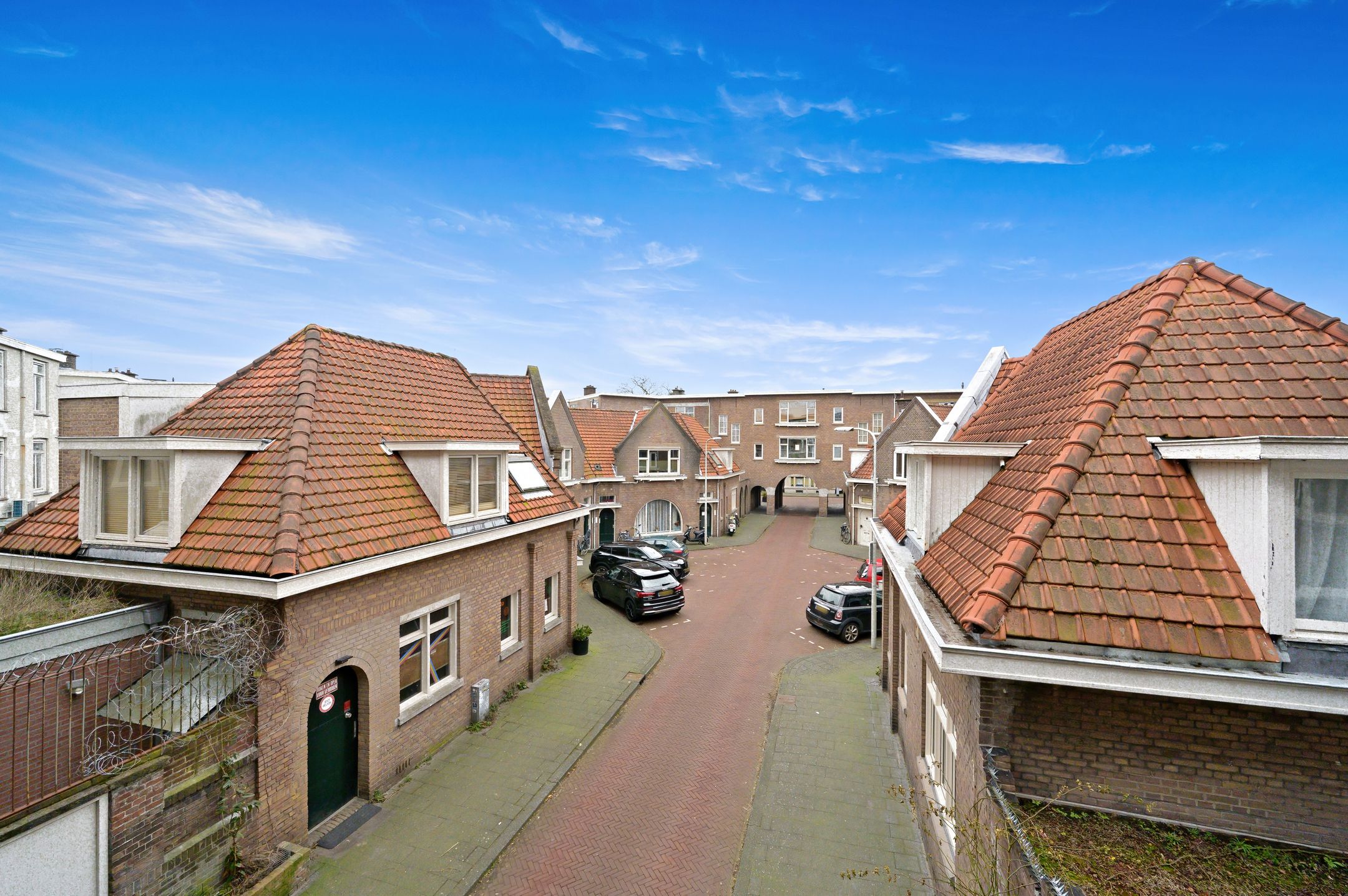 Foto 27 van Goudenregenplein 15