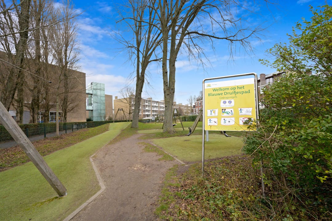 Foto 46 van Goudenregenplein 15