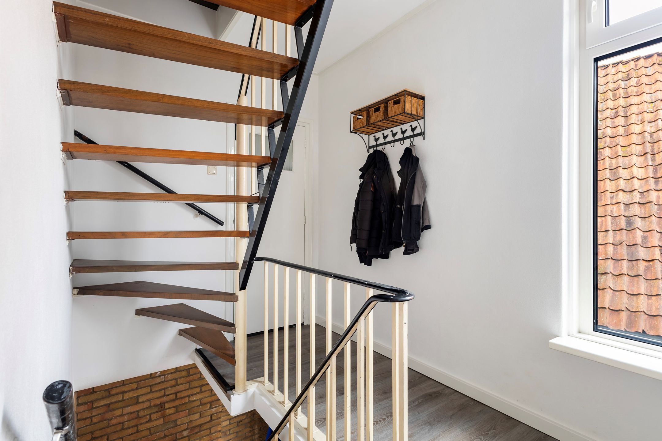 Foto 9 van Harlingerweg 13