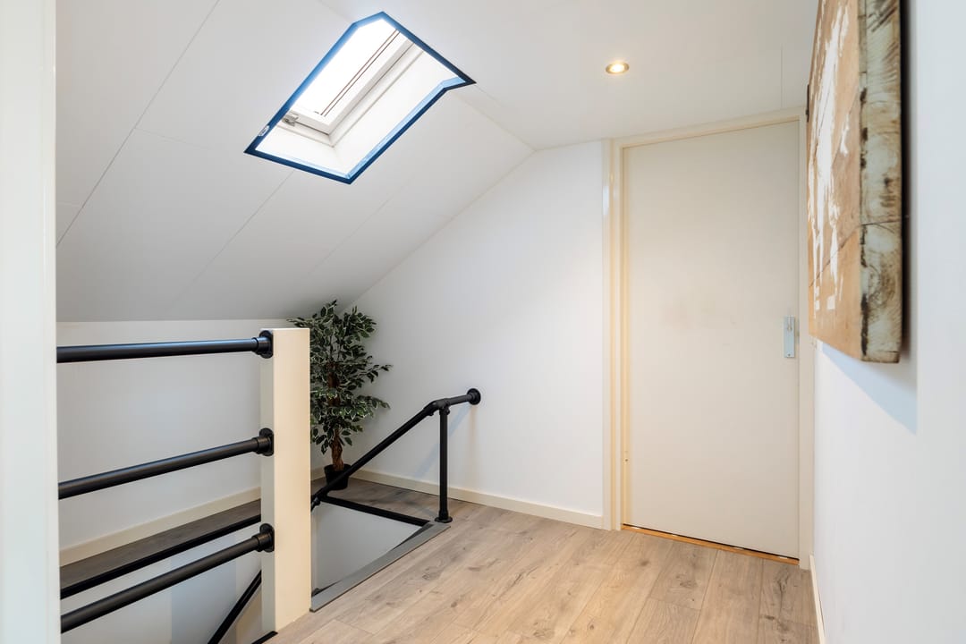 Foto 53 van Harlingerweg 13