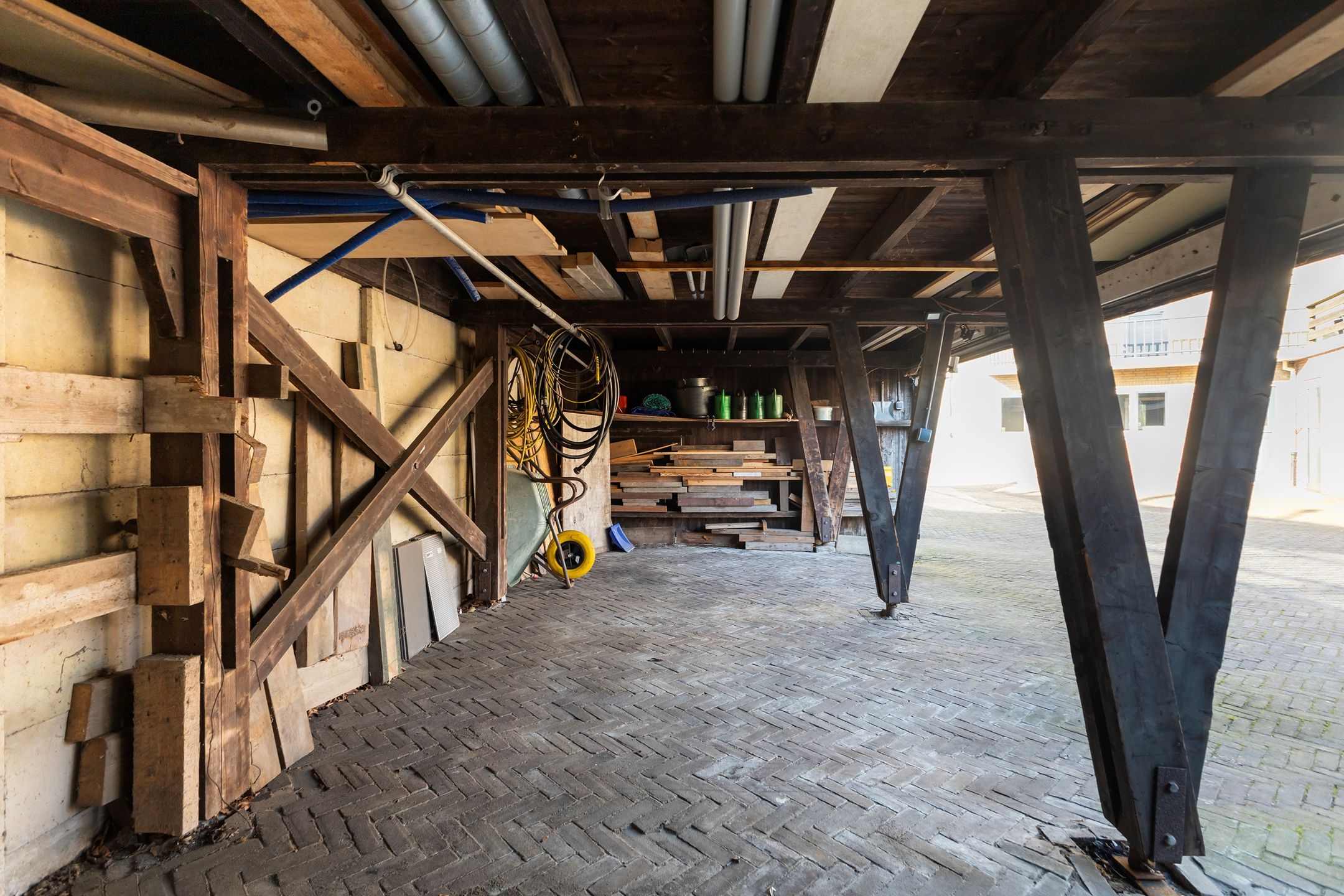 Foto 72 van Harlingerweg 13