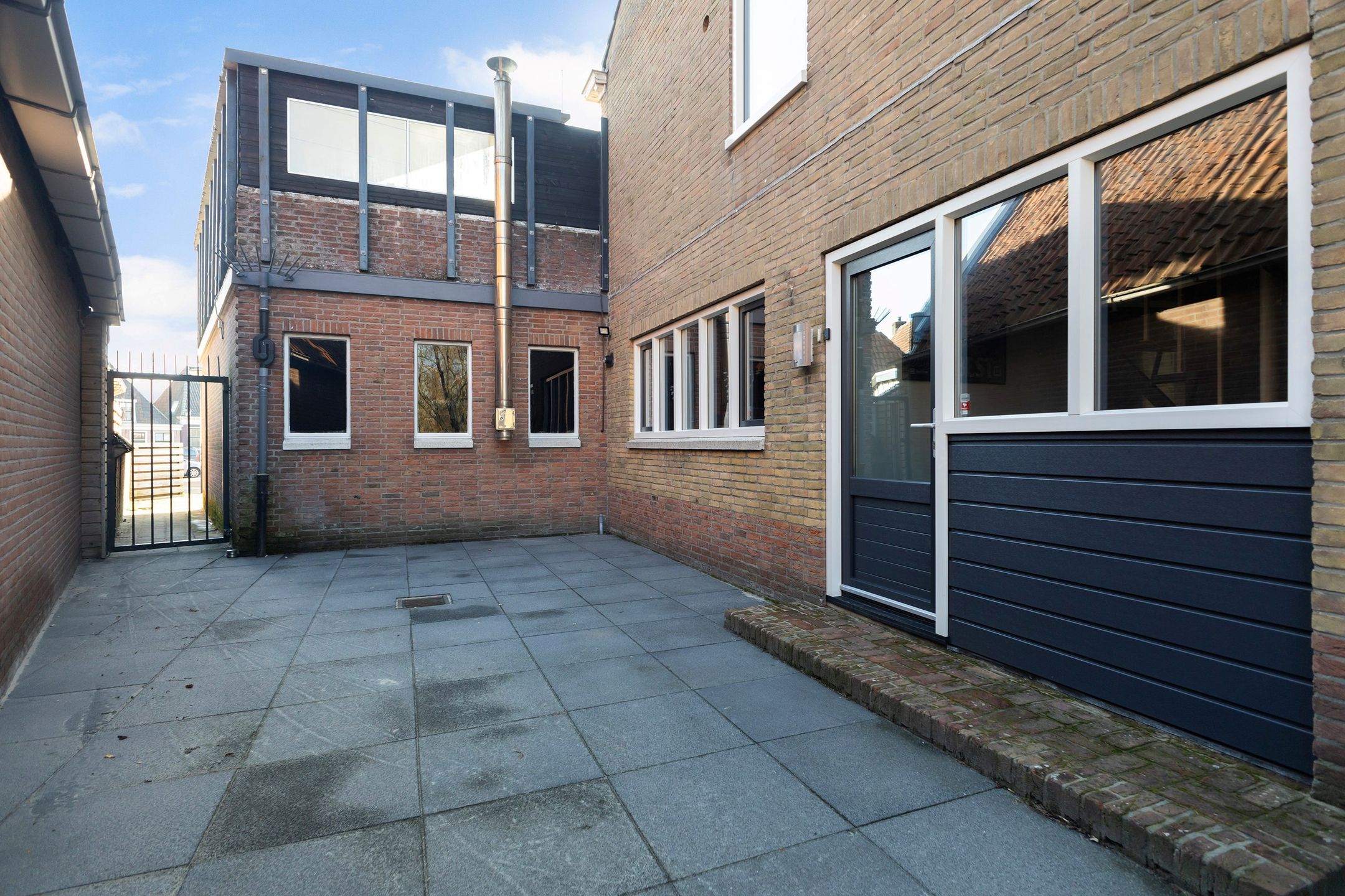 Foto 75 van Harlingerweg 13