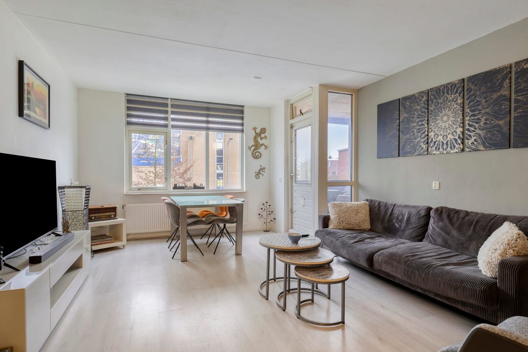 Photo 2 of Paterswoldseweg 52-A