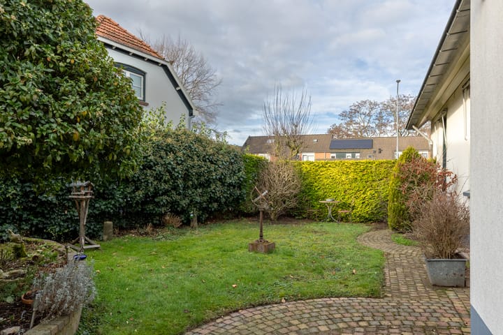 Photo 43 of Lievelderweg 54